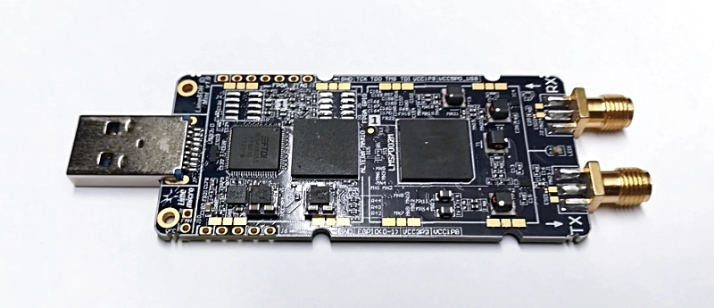 LimeSDR Mini con FPGA Altera MAX 10 (10M16SAU169C8G)